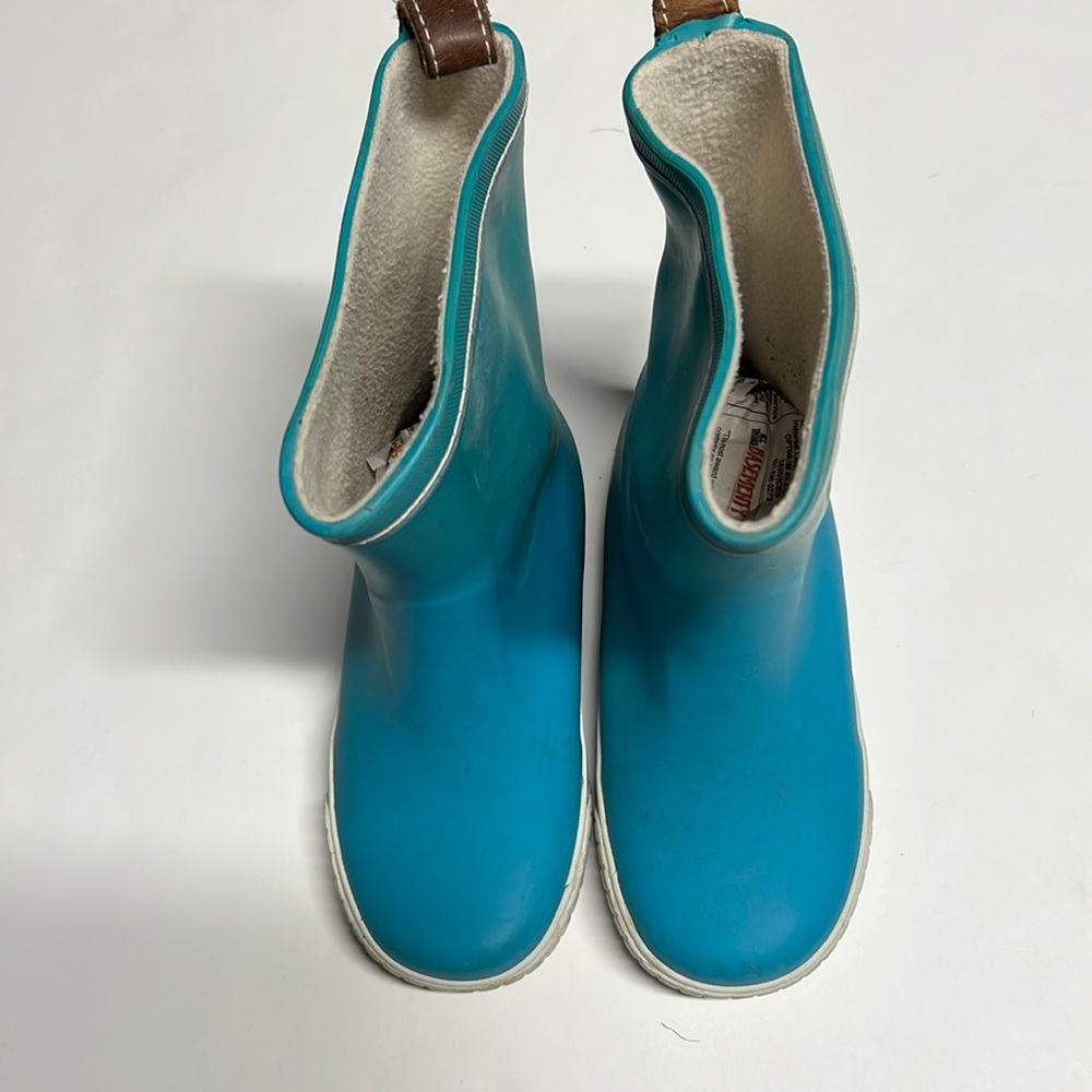 Tretorn rain boots